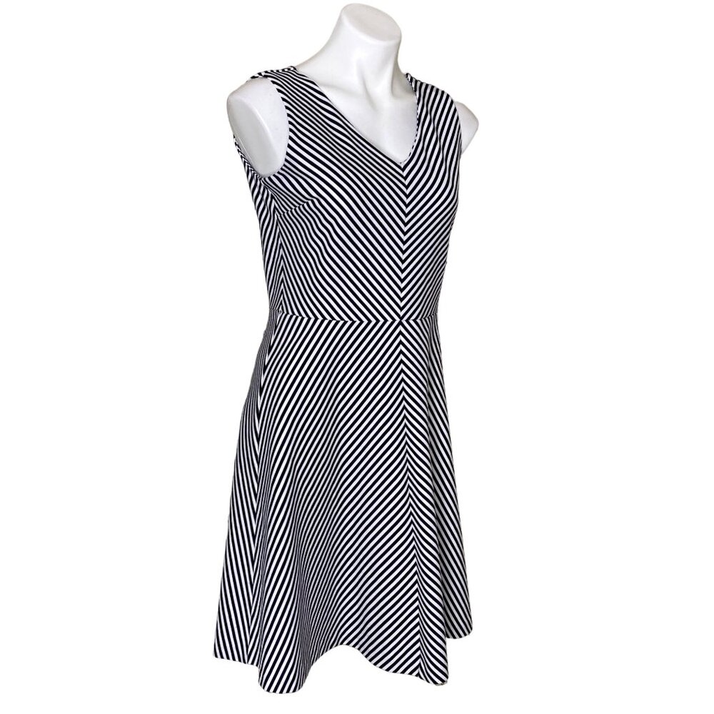 Talbots Women's Edie Knit Stripe A-Line Dress, Black & White V-Neck Size M - Picture 4 of 10